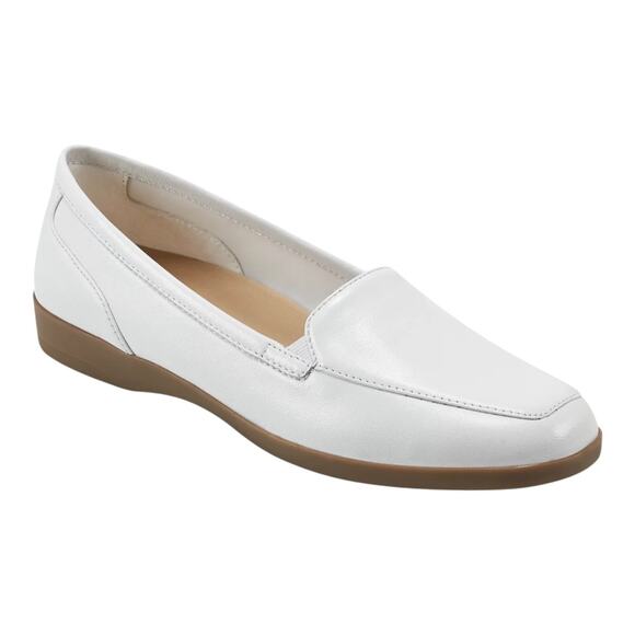 Easy Spirit Women's Devitt Slip On Loafer Flats White Size 9 M - Picture 1 of 5